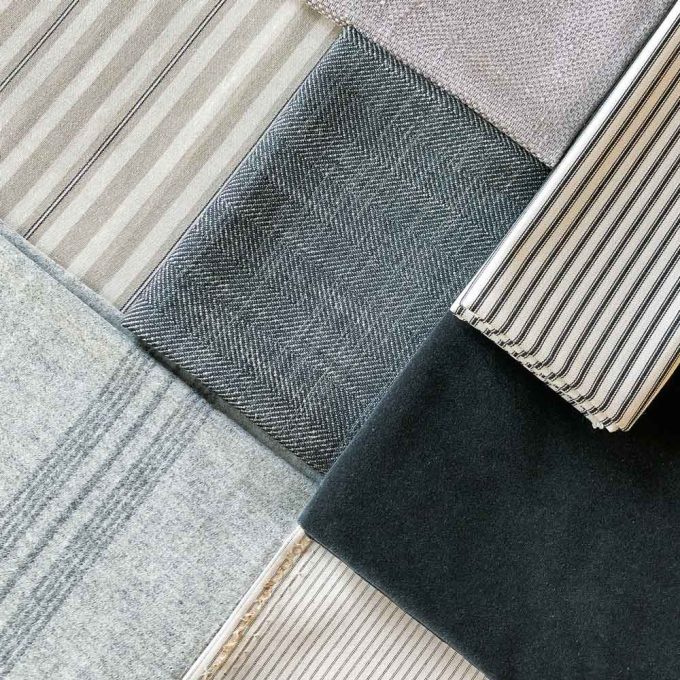 Ian-Mankin-Charcoal-Grey-Fabric-Remnants-Bundle-1000x1000px